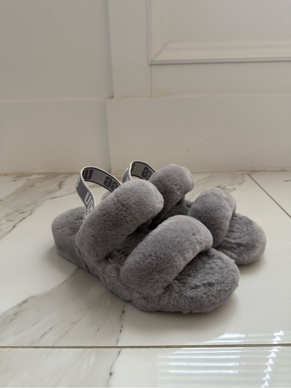 UGG women’s grey oh yeah slippers